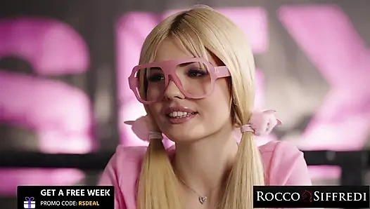 ROCCO SIFFREDI - die süße luna Bbunny wird von riesigem schwanz auf der luft zerstört