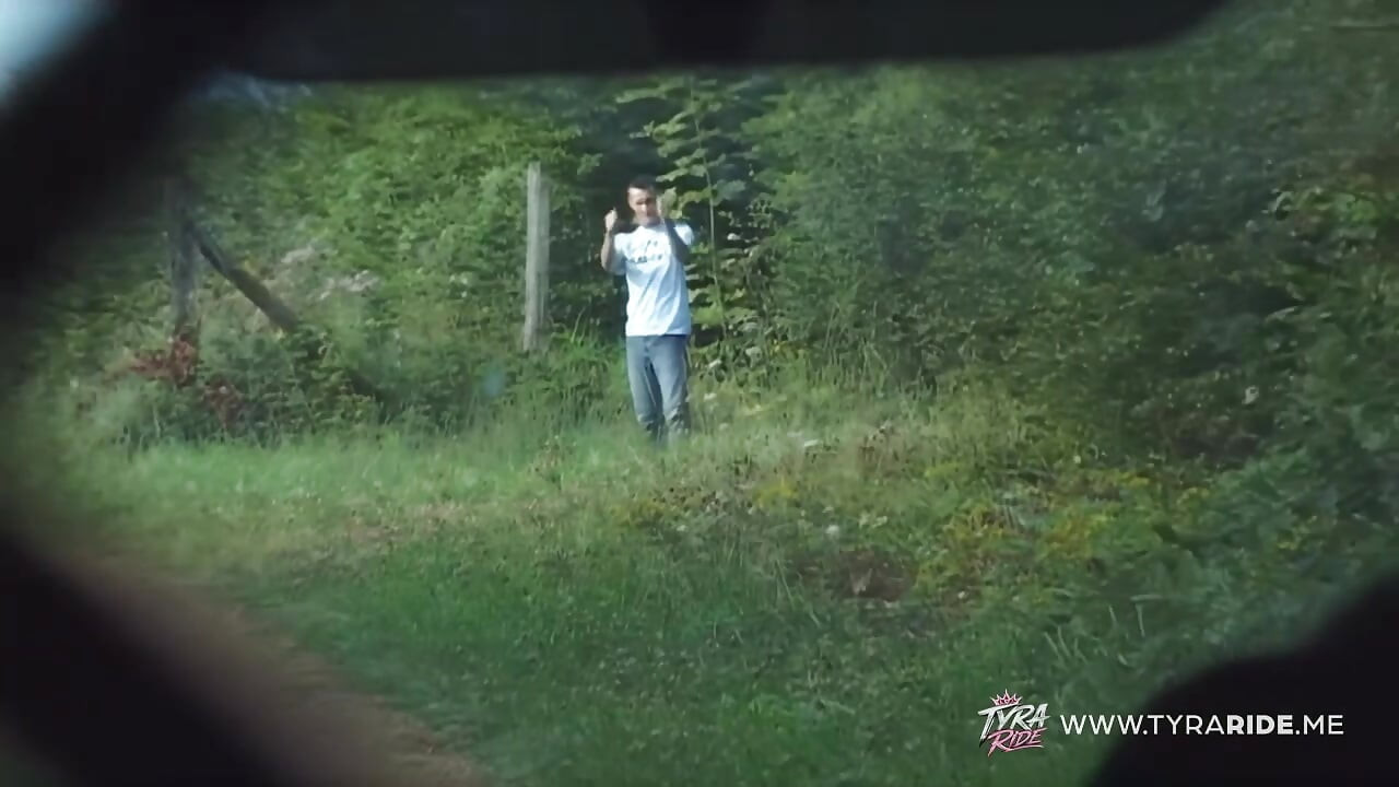 Bakom kulisserna vuxen filma med blondin och brunett