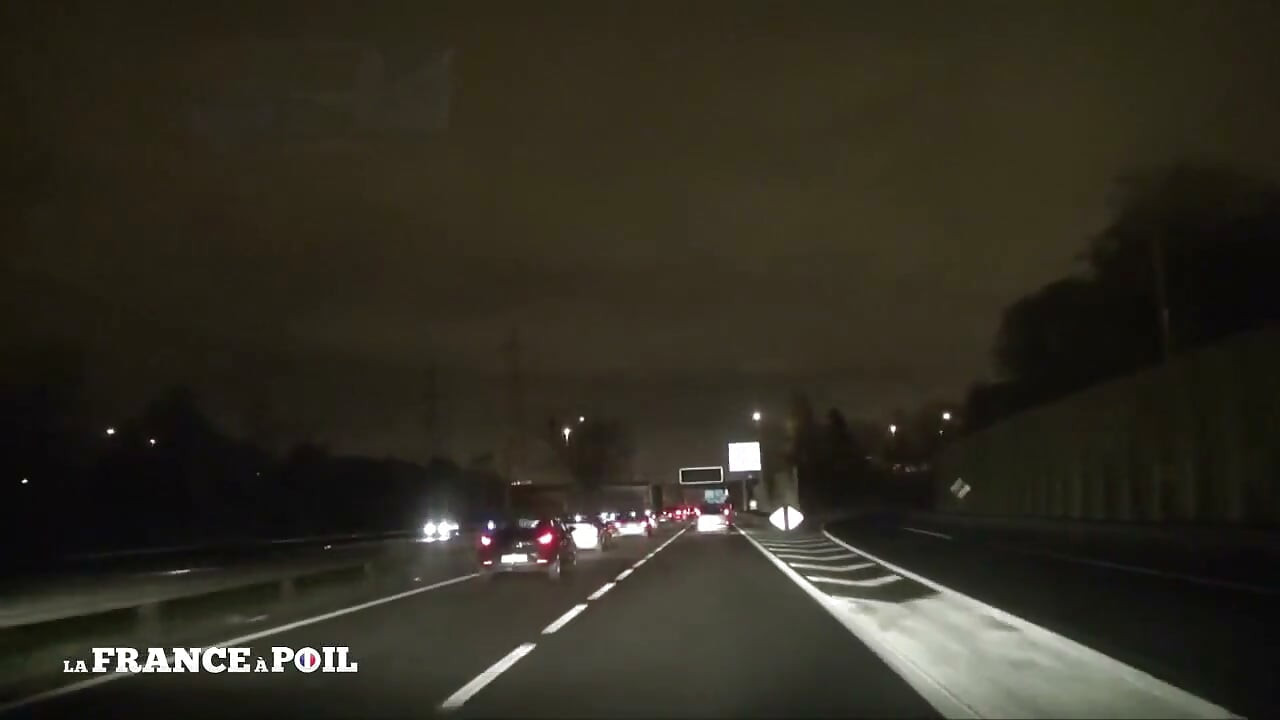 A titkárnőt keményen análisan keféli a taxisofőr