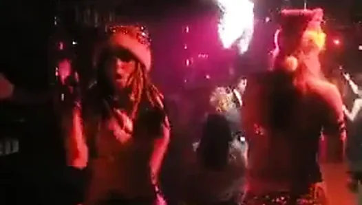 Jenna Marbles and friends go-go dancing