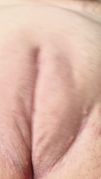 It's so nice to spank your big, juicy pussy. | Clip 1