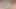 Orta yaşlı seksi kadın bacakları açık yiyor