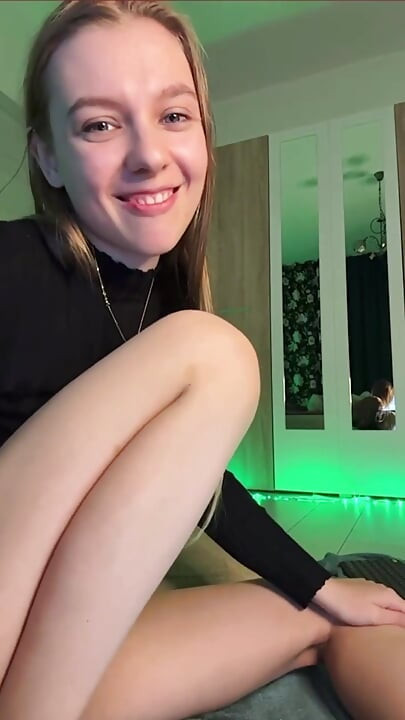 흑인 대물 자지와 섹스하는 처녀 애널