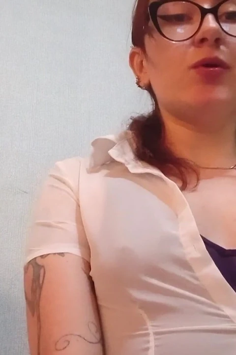 Stepmommy Shows How to Play