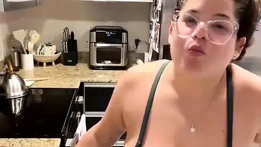 Live Stream with Dani Valentina