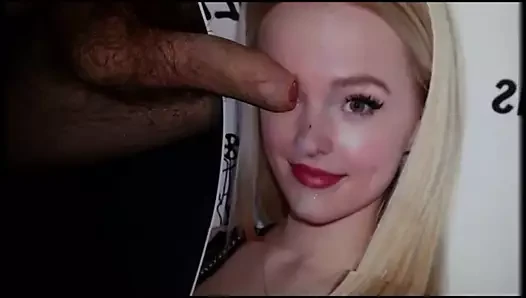 Dove Cameron boşalıyor