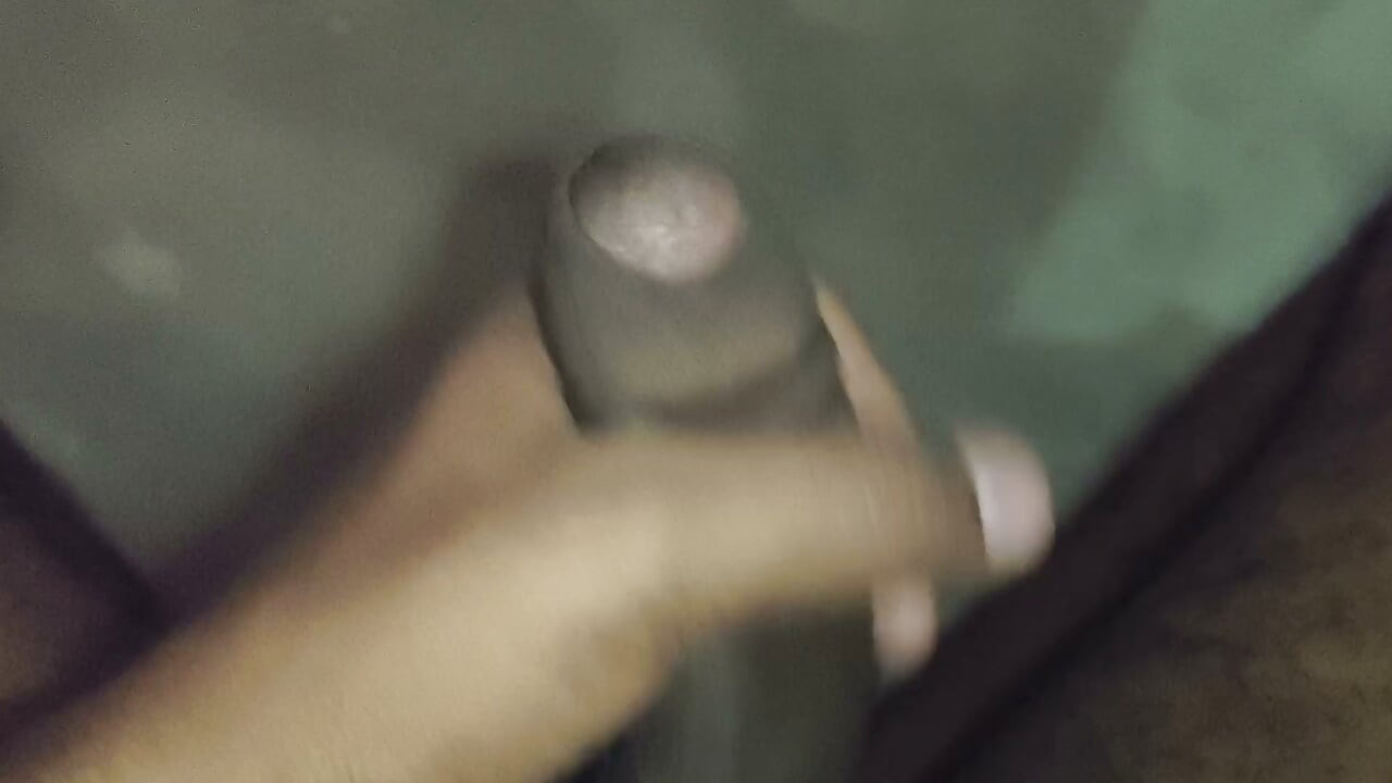 Home Alone & Feeling Good Masturbation