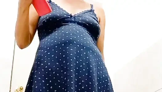 SEXY HOUSEWIFE WITH HAIRY PUSSY CAUGHT ON VIDEO PEEING