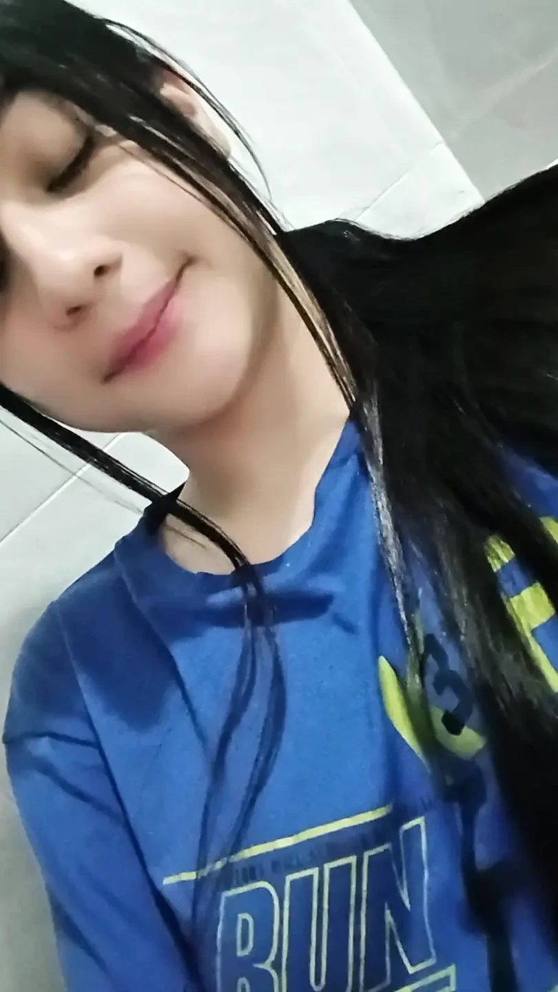 I love touching my vagina