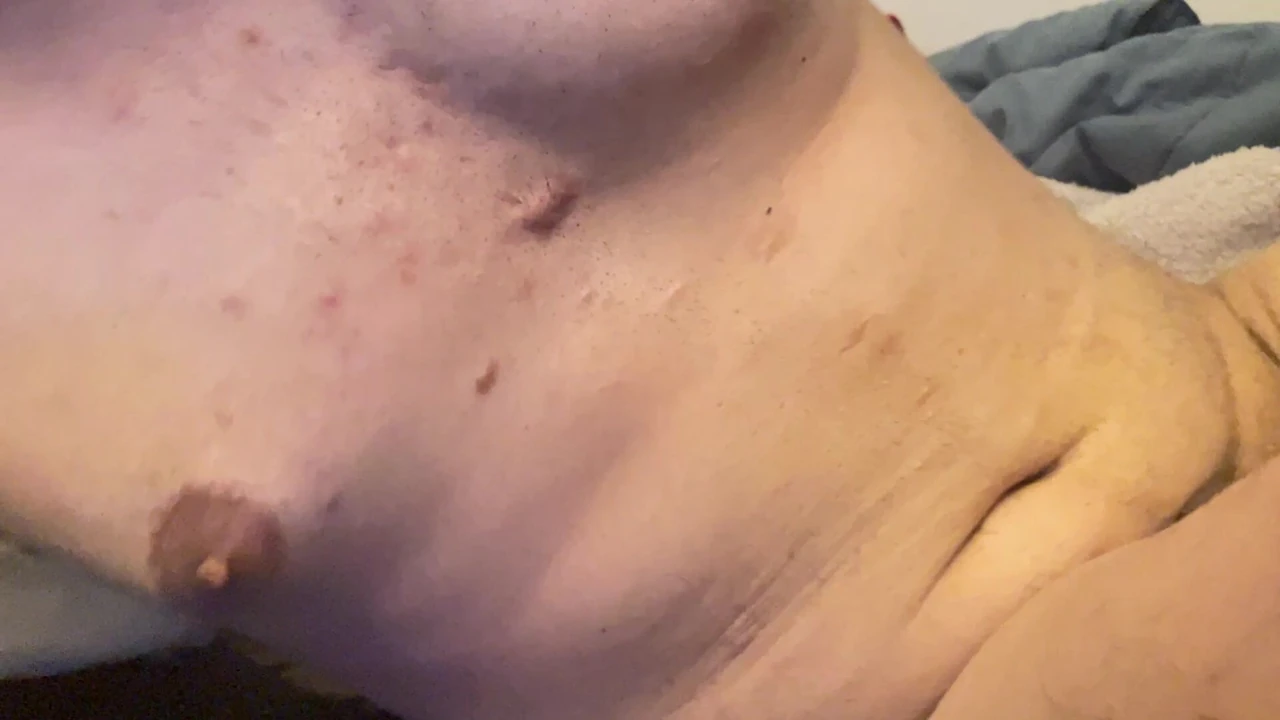 A moment to myself naked. Enjoy ladies.