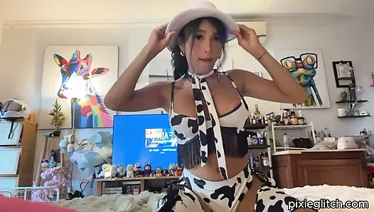 Ride this Asian trans cowgirl till the sun comes up