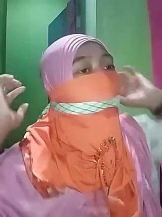 Self gagging Indonesian with mask