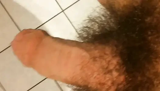 Beyaz bir adam yarağını oksuyor