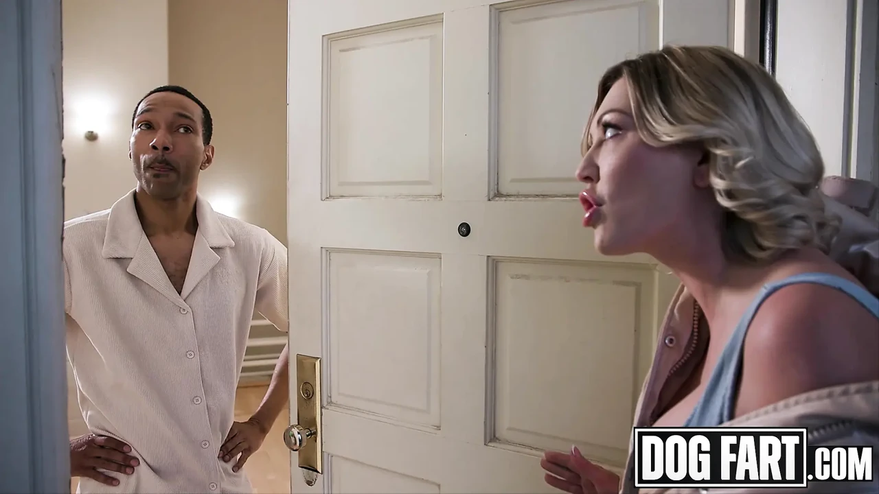 Dogfart - 从停车战争到重口味性爱 - Adira Allure大战怪物邻居鸡巴