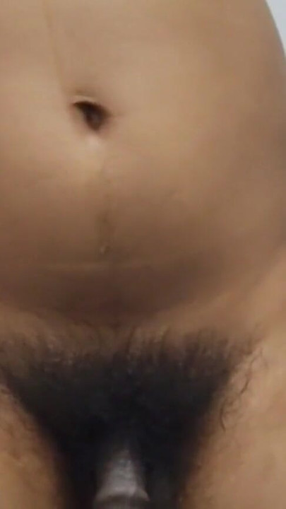 Bathroom mein full enjoy karte hue and now' ka kam | Clip 1