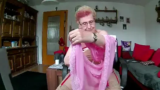 My fat pussy with several fingers inside