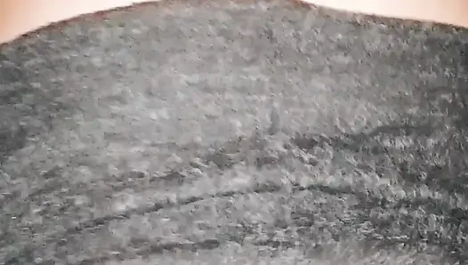 Evli kadın şehvetini kaldıramıyor, ibne adamla sikişmek için barbeküden kaçıyor
