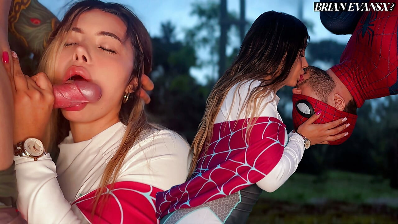Spider-Woman with a big ass, Jexys Caicedo, has sex with her favorite hero - Brian Evansx