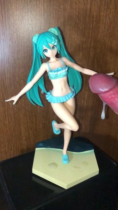 Figure Bukkake