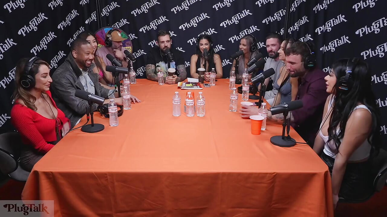 Livestream - podcast plugtalk entrevista painel completo