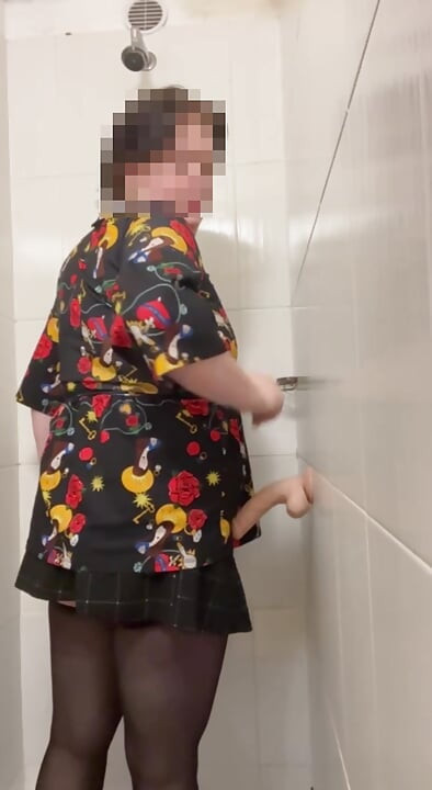 FAT CROSSDRESSER COMPILATION