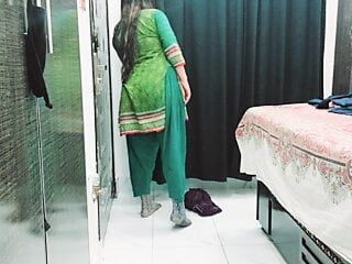Schwanzfick zu echtem Zimmermädchen, sehr heißes, pakistanisches sexy Zimmermädchen