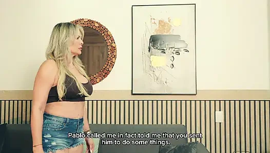 Milf merayu teman putranya untuk mengendarainya tanpa henti