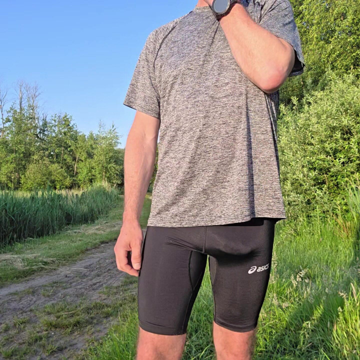 Flashing dick outdoor public