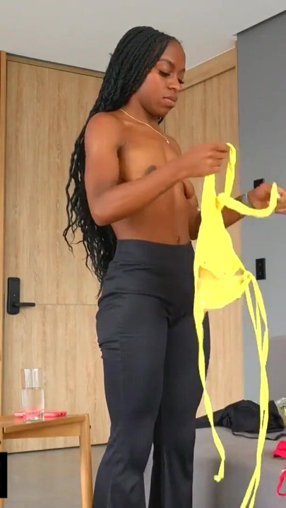 Eu fiz essa LATINA AFRO apertada esquecer seu namorado já prometeu a ela Chicago - LatinaCasting | Clipe 2