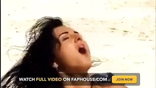 Have a Look at Jeanette's Bubble Butt as She Rides a Hard Cock