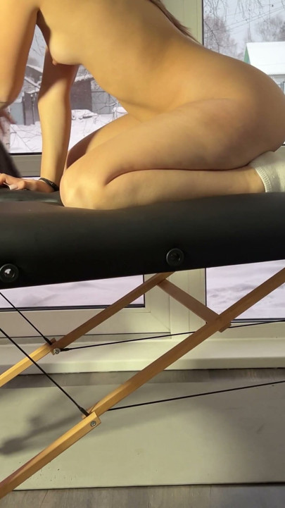 She gave her stepbrother a mouth massage and sucked him off. AllMyLinks MisssVikki | Clip 1