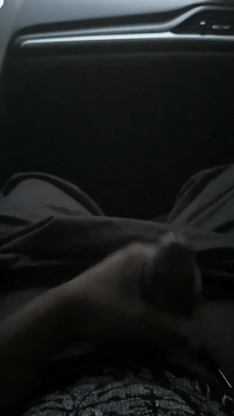 Mam nadzieję, że mój homeboy nie złapać mnie szarpiąc się busting orzech obok niego w da rano ode mnie budzi się napalony asf w da car