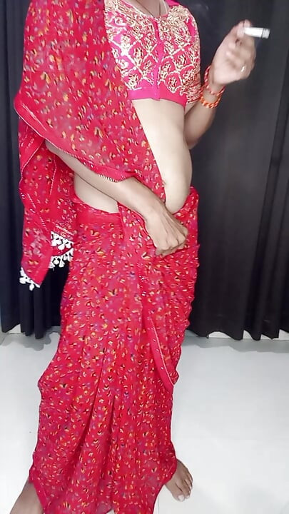 Gorgeous sexy red saree wearing like my stepmom sexy figur