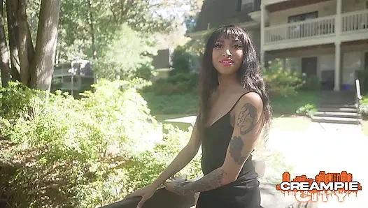 Semaj media ince zenci güzel yazmin royal yarak emiyor, aptal sikiliyor ve onunla ilk tanıştığımda dölle dolu!!