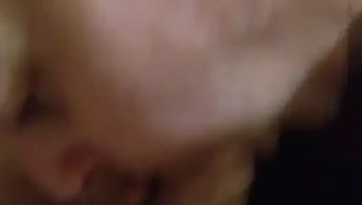 Sahibe emiyor ve döl yutuyor