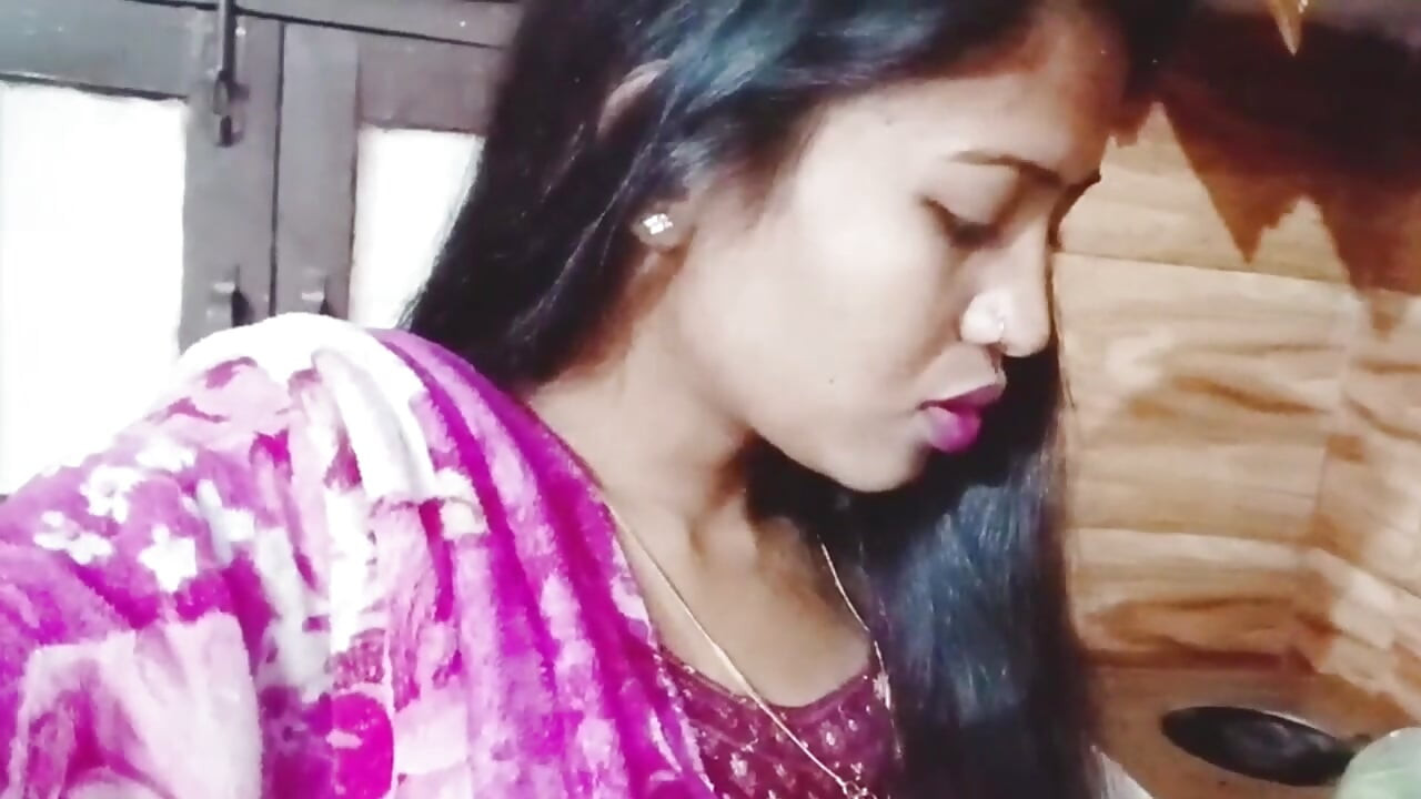 New indian bangla super beautiful girl romantic and hardly fucking video.( Full Bangla voice )