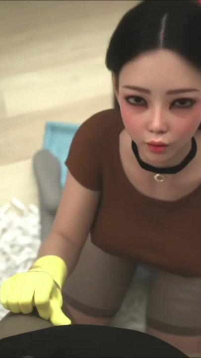 Le nettoyage des maisons d’une demi-sœur japonaise finit en fétichisme des pieds | Clip 1