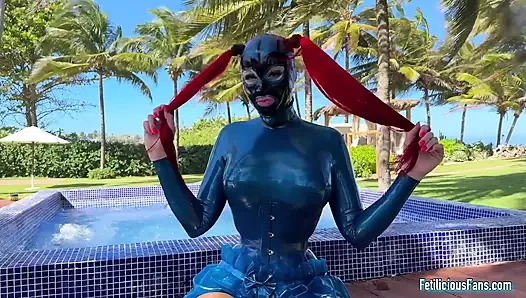 Rubberdoll in Paradise