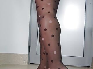 Seksowne rajstopy na moich seksownych nogach