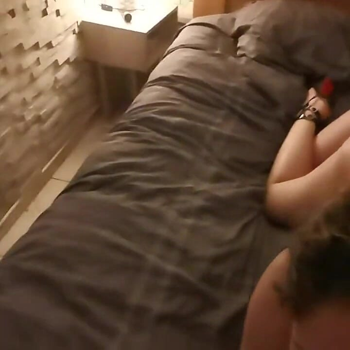 This Stupid Bitch Start to Fuck with Me and She Tries Without Condom...i Finaly Accept