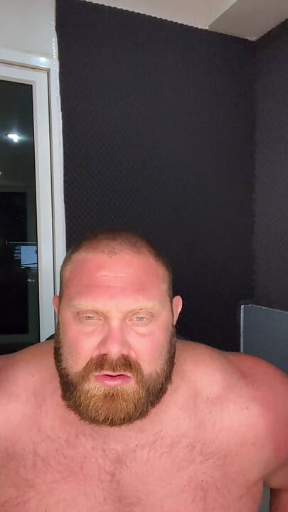 Muscle Ddy Catches You Perving