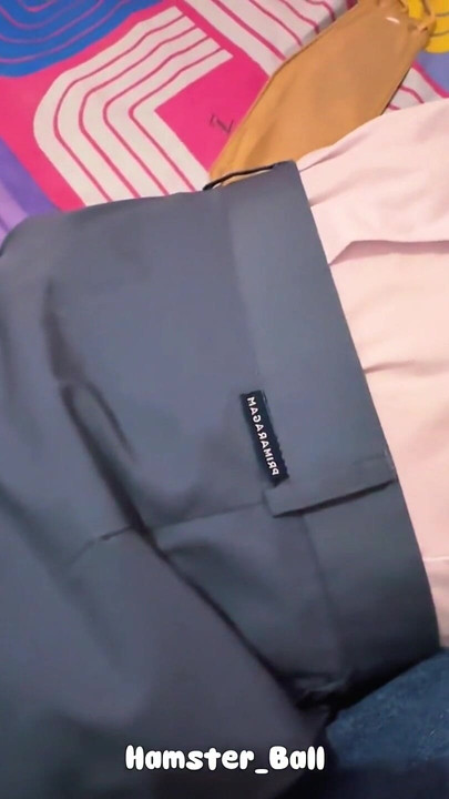 Must-see okamžik z "Virální POV středoškolská teenagerka honí od jejího vlastního učitele"