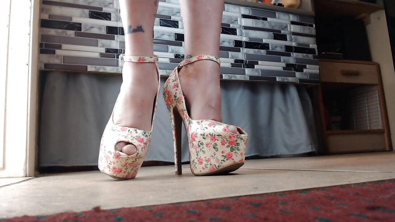 Calf Muscle High Heel Sexy Legs