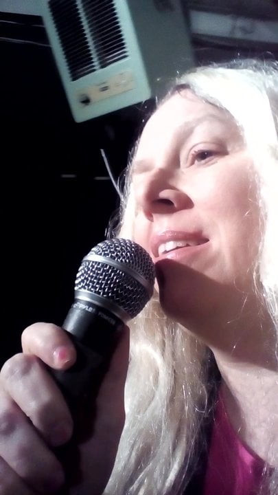 Sexy blonde dirty talk