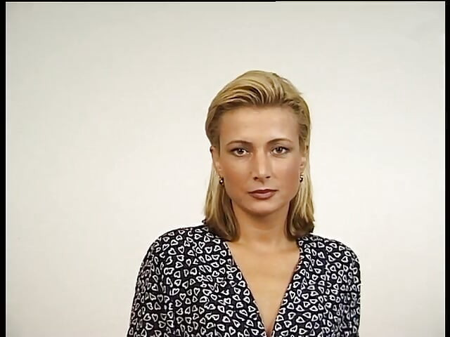 Si blonde comel melancap dengan dildo