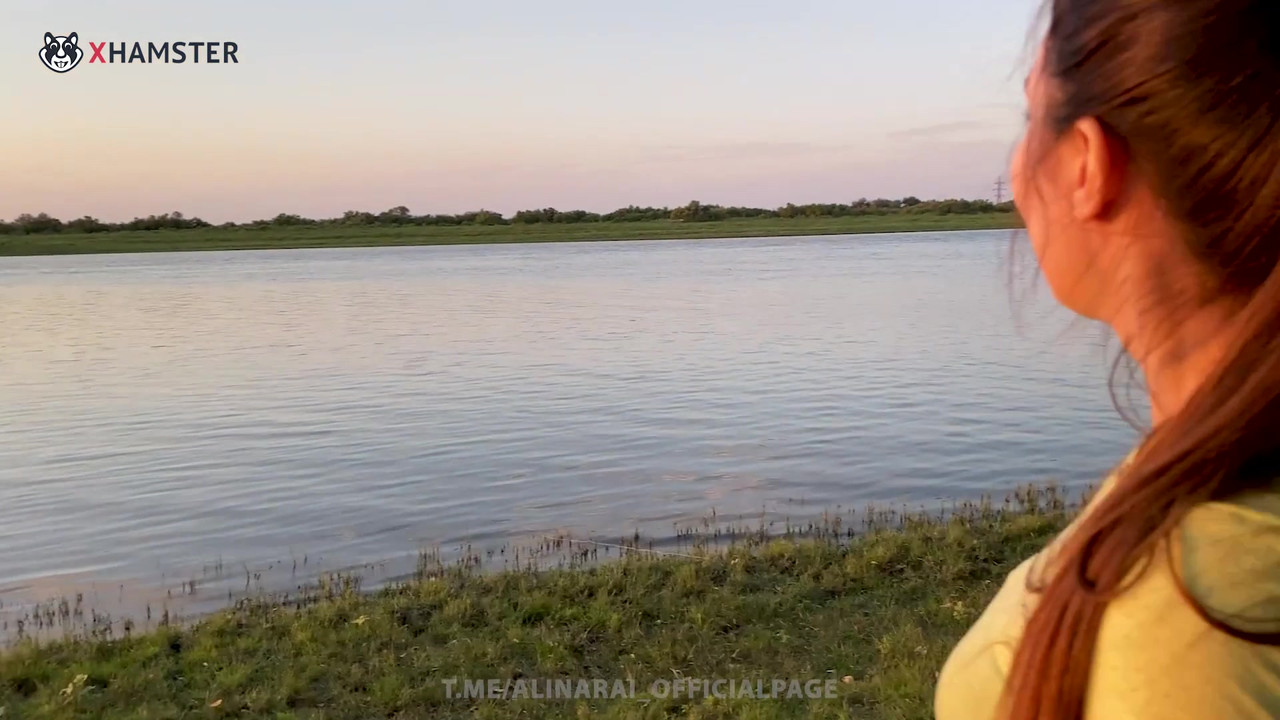 - 学习如何钓鱼。继母教继子钓鱼等等