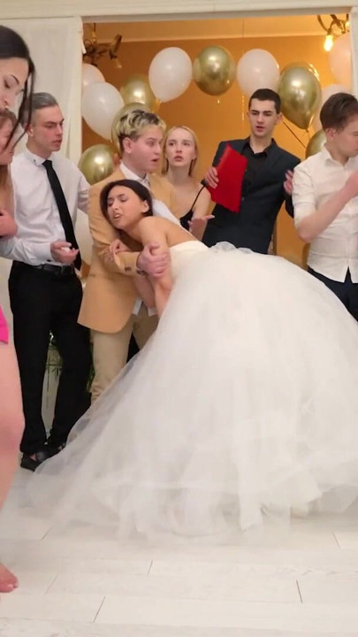 BRIDE4K. Τρελό ρωσικό γαμήλιο σεξ | Κλιπ 1