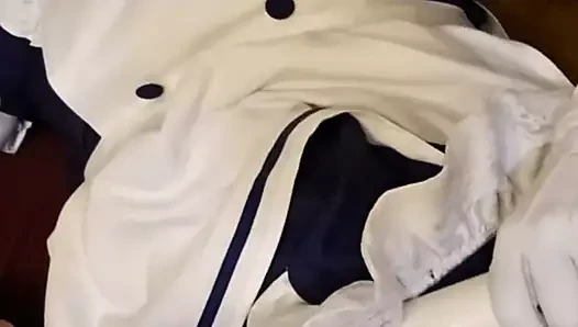 Fursuit hizmetçi titreşen