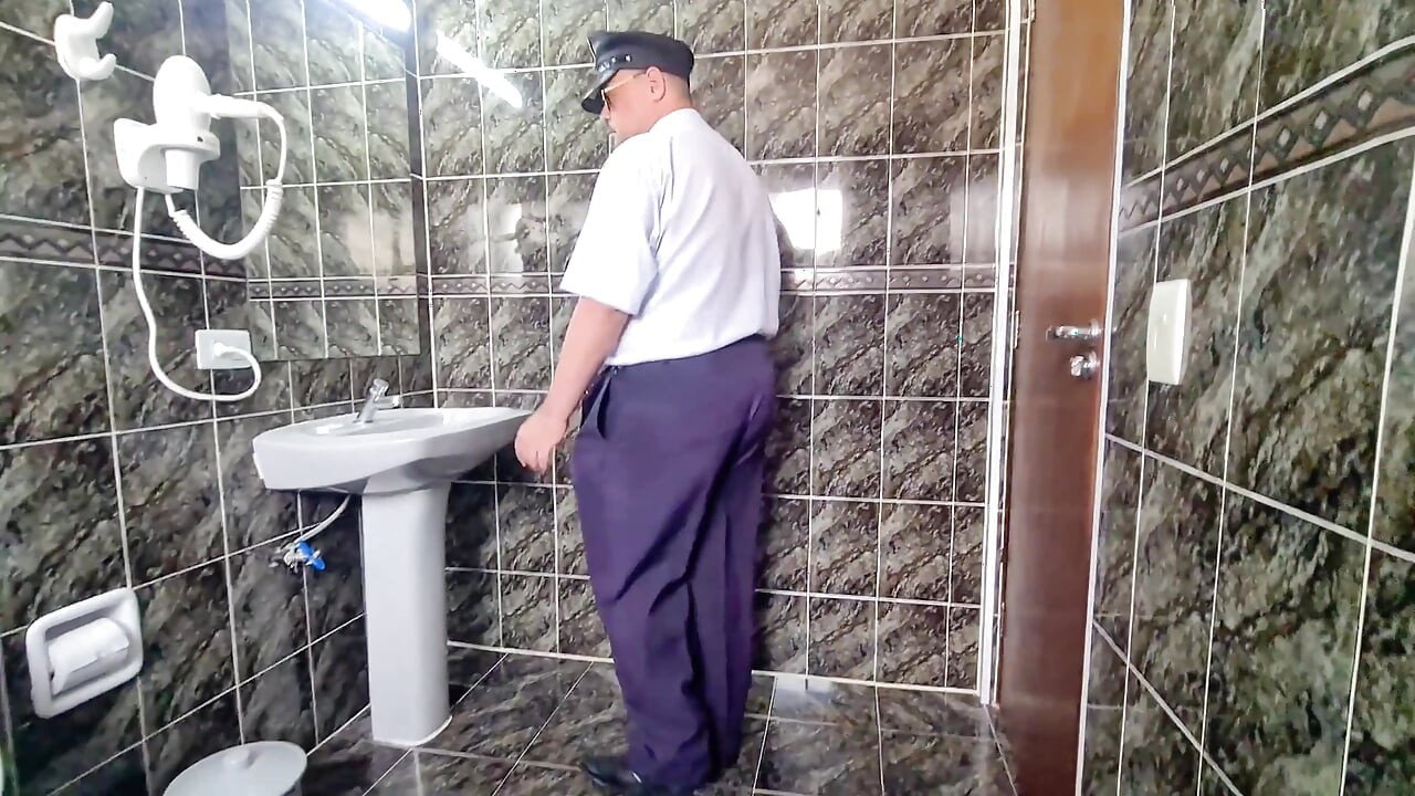 Agent Secret vs polițist: Secrete sub presiune partea 01