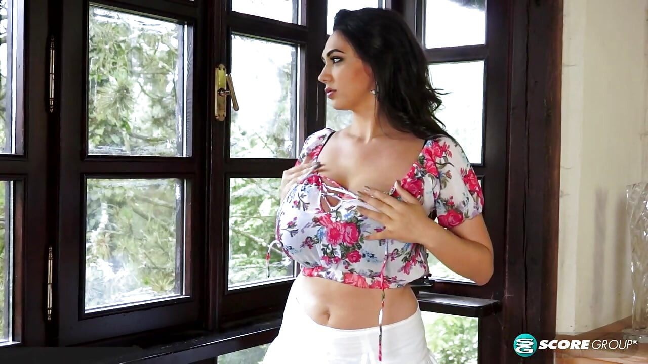 Beauty & The Breasts